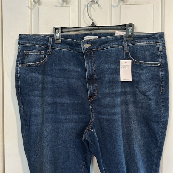 NWT Nine West Bootcut jeans size 26W - Picture 3 of 6